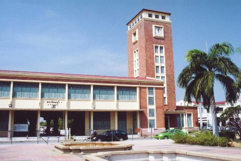 Related to Bangkok Noi District
