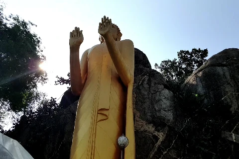 Related to Golden Buddha, Khao Takiap