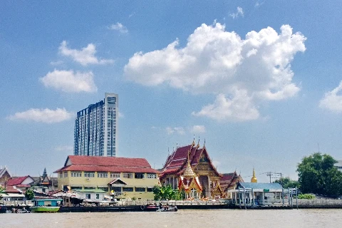 Related to Bang Sue District