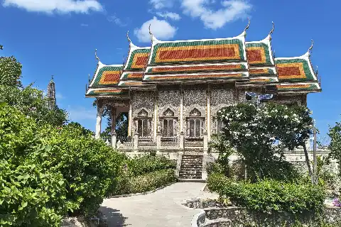 Related to Wat Khao Krailart