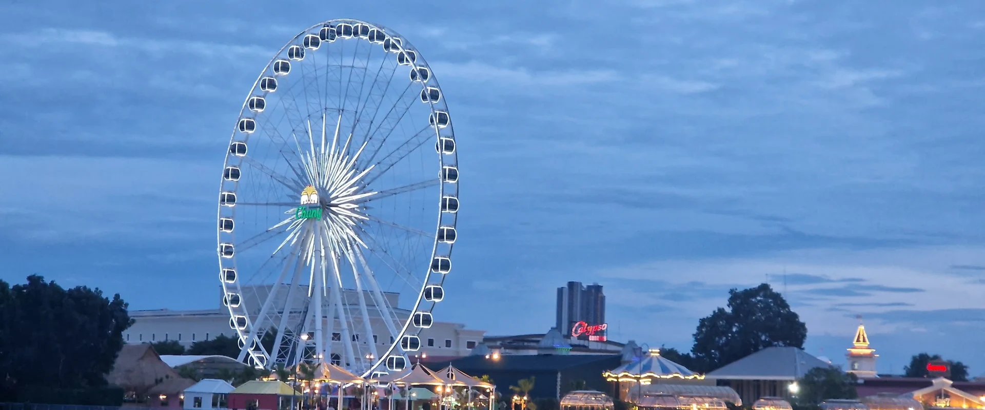 Asiatique Sky observation wheel and the riverside Asiatique waterfront at dusk