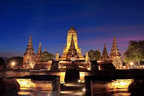 Related to Phra Nakhon Si Ayutthaya