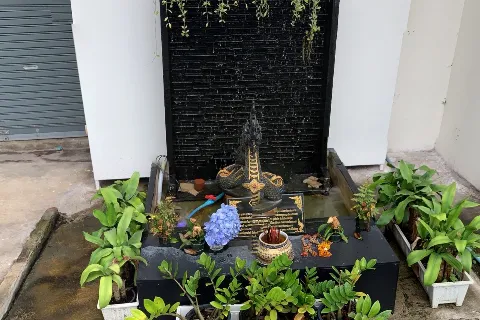 Related to Naga Waterfalls Sculpture