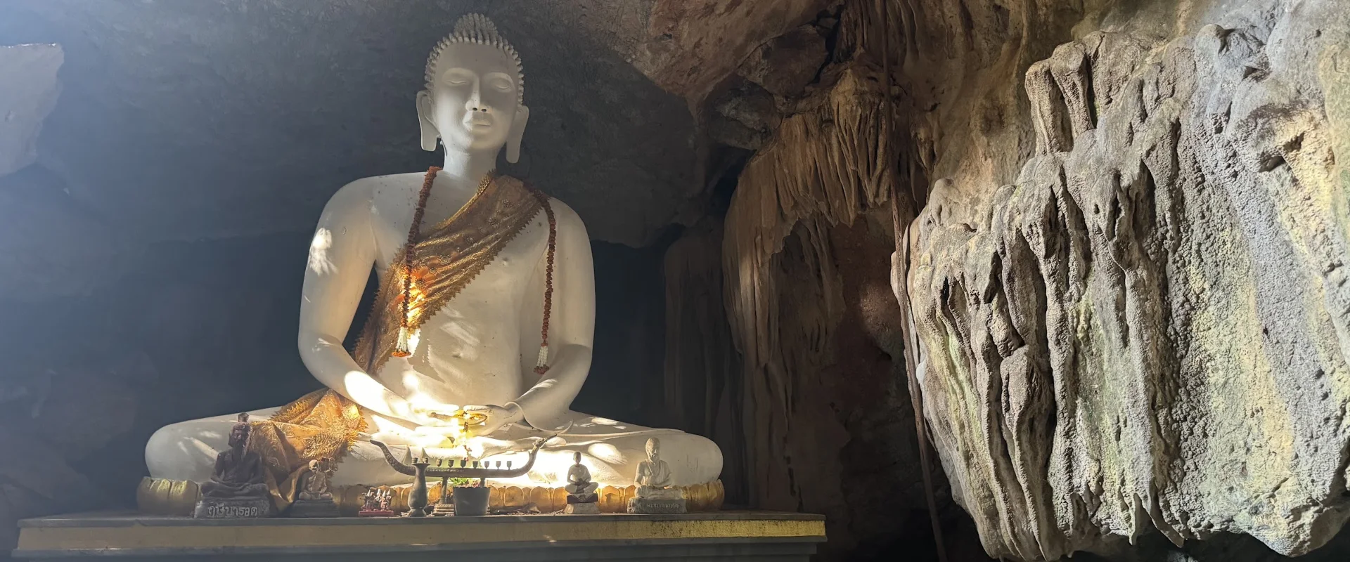 Lub Lae Cave — Nong Phlap Subdistrict, Thailand