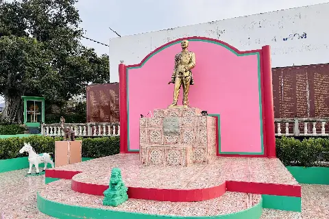Related to Prince of Chumphon Shrine, Khao Takiap
