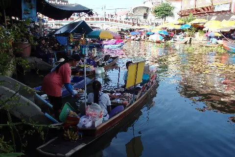 Related to Samut Songkhram